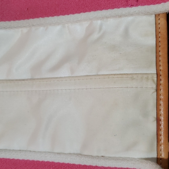 Coach purse - Picture 3 of 6